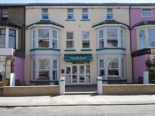 Hostal Denville Hotel