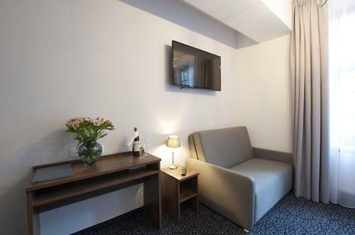 Hostal Liberum Residence