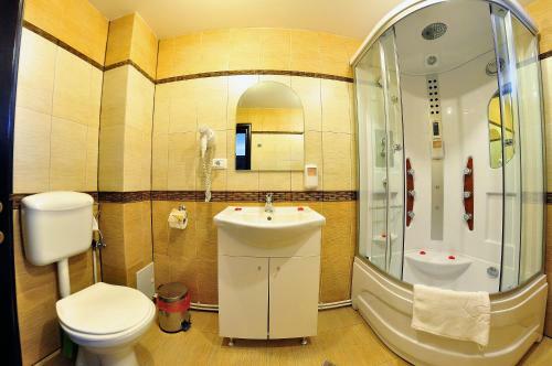 Hostal Roua Voronetului