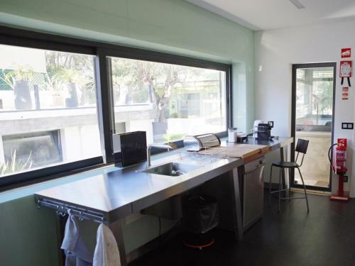 Hostal Bonvalot Guest House