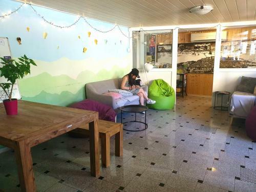 Hostel 24