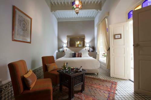 Riad Emotion
