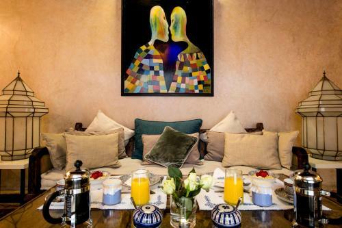 Riad Emotion