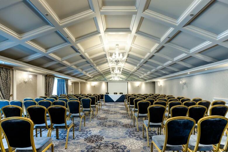 The Newgrange Hotel