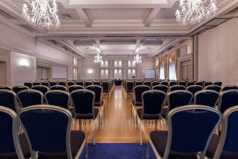 The Newgrange Hotel