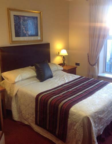 Fitzgeralds Hotel