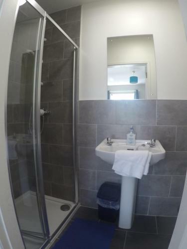 Rougey Lodge Hostel