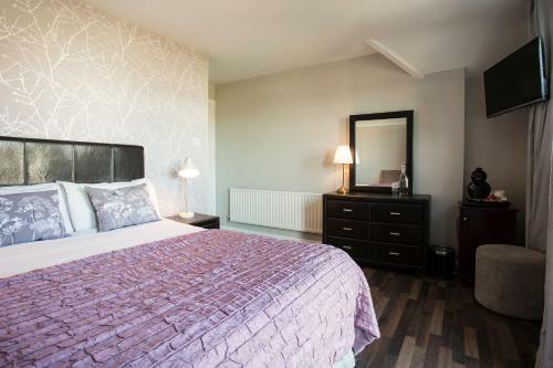 Bed & Breakfast Maddens Bridge Bar, Restaurant & Guesthouse