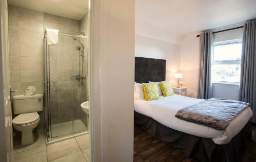 Bed & Breakfast Maddens Bridge Bar, Restaurant & Guesthouse