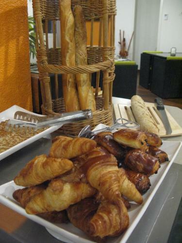 Hotel H�tel Lyon Nord