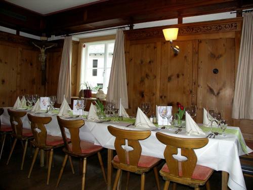Hotel Gasthof Kronburg