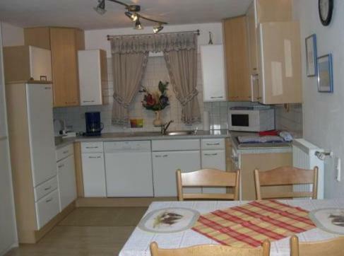 Hostal Tscharnighof