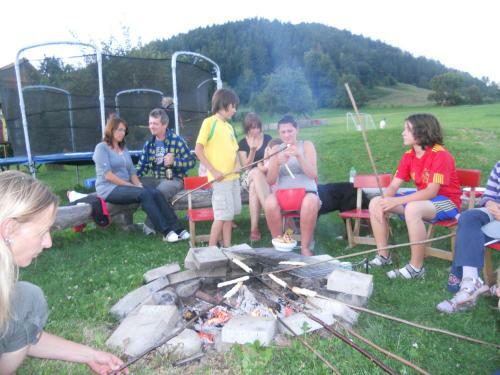 Hostal Tscharnighof