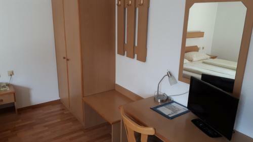Hotel V�slauerhof