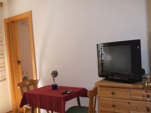 Hostal Familiengasthof Zirmhof