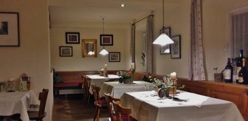 Hostal Gasthof Zur Strass