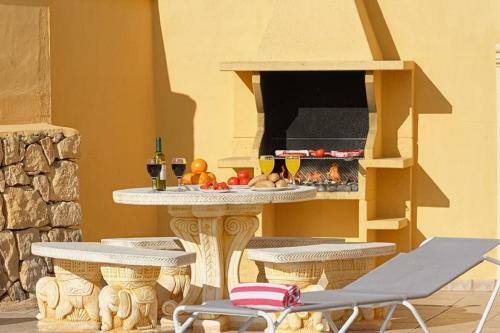 Casas De Torrat Villa Sleeps 10 Pool Air Con Wifi