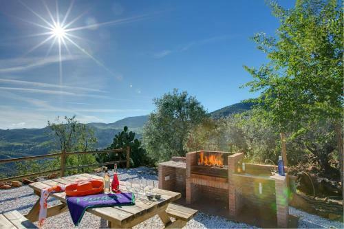 El Gastor Villa Sleeps 6 Pool Air Con Wifi
