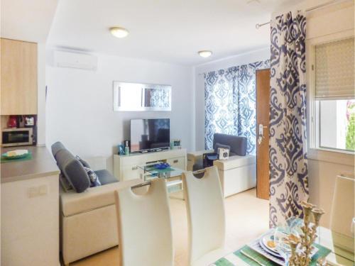 Two-bedroom Apartment In Alhama De Murcia