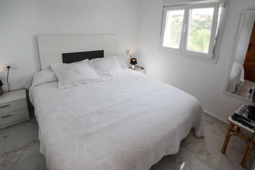 Fanadix Villa Sleeps 8 Pool Air Con Wifi