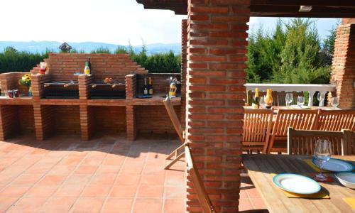 Fuengirola Villa Sleeps 15 Pool Air Con Wifi