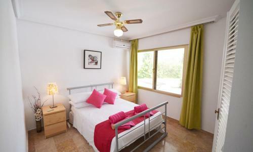 Fuengirola Villa Sleeps 10 Pool Air Con Wifi