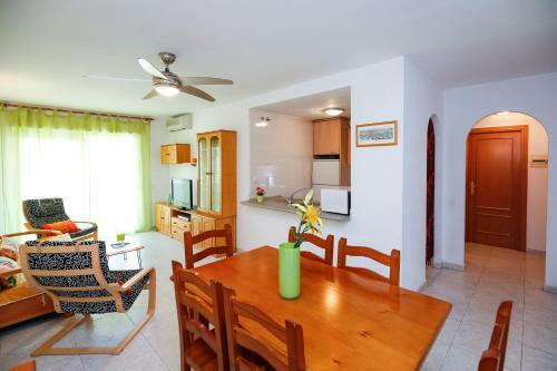 Apartamento Turismar - Aquamarina E