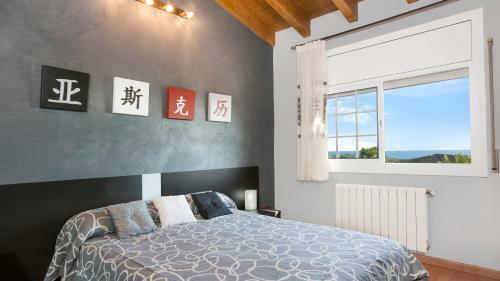 Lloret De Mar Villa Sleeps 8