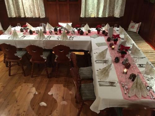 Hostal Gasthof Post
