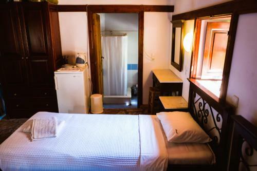 Bed & Breakfast Karnayo