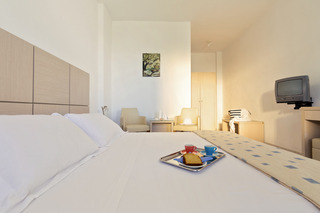 Karras Star Hotel