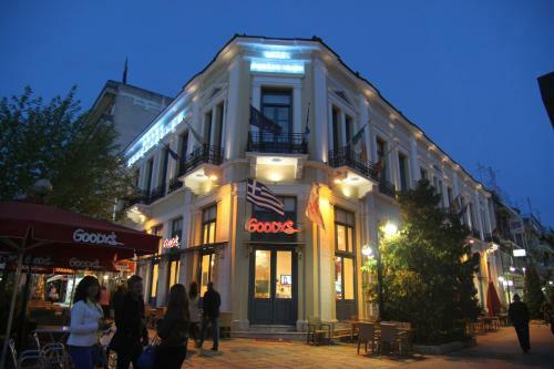 Hotel Panellinion