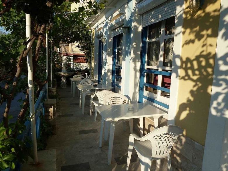 Paris Beach Hotel
