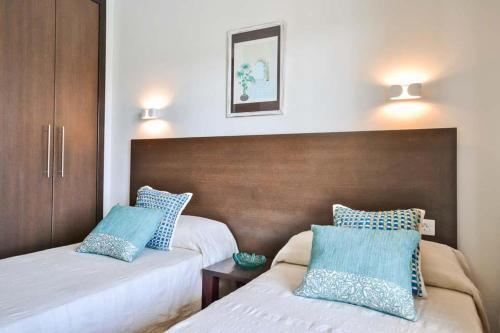 Playa Blanca Villa Sleeps 6 Pool Air Con Wifi