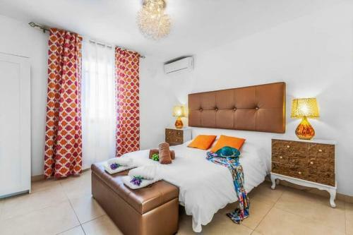 Playa Blanca Villa Sleeps 6 Pool Air Con Wifi