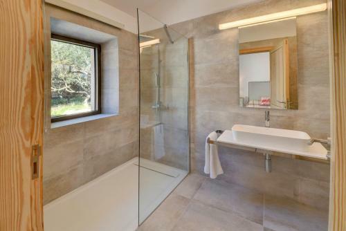 Portocolom Villa Sleeps 6 Pool Air Con Wifi