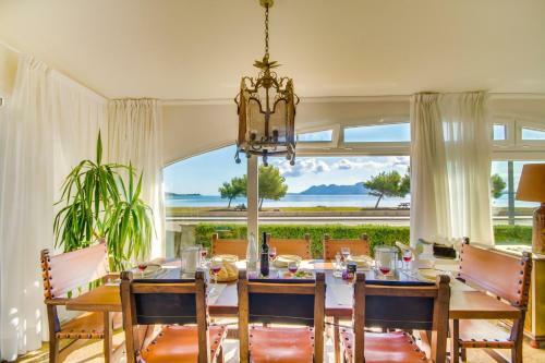 Port De Pollenca Villa Sleeps 10 Pool Air Con Wifi