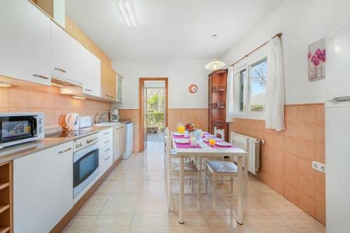 Port De Pollenca Villa Sleeps 8 Pool Air Con Wifi