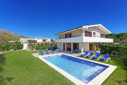 Port De Pollenca Villa Sleeps 8 Pool Air Con Wifi
