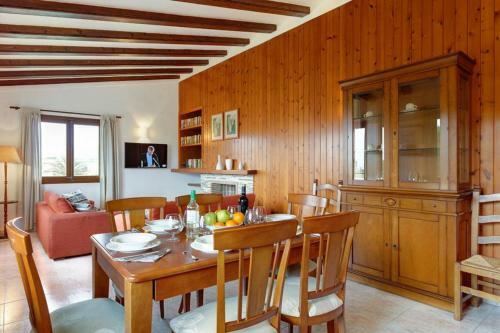 Port De Pollenca Villa Sleeps 8 Pool Air Con Wifi