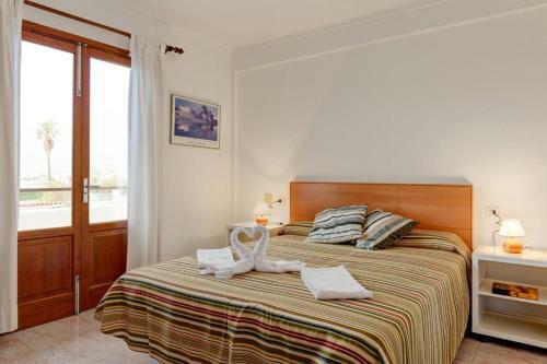 Port De Pollenca Villa Sleeps 8 Pool Air Con Wifi