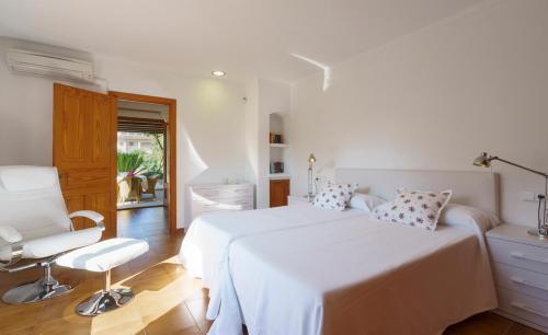 Port De Pollenca Villa Sleeps 6 Pool Air Con Wifi