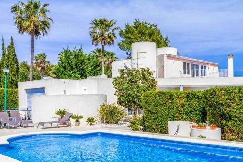 Port De Pollenca Villa Sleeps 8 Pool Air Con Wifi