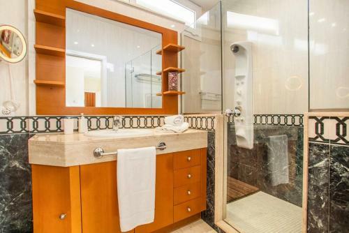 Port De Pollenca Villa Sleeps 8 Pool Air Con Wifi