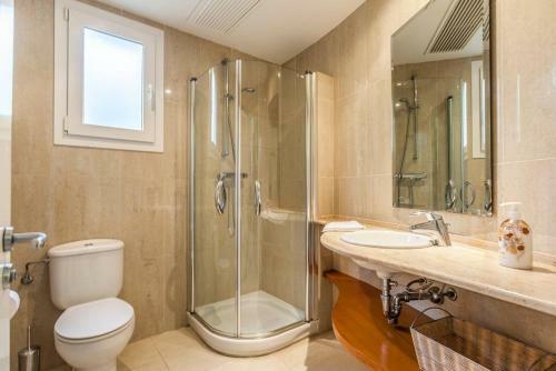 Port De Pollenca Villa Sleeps 8 Pool Air Con Wifi