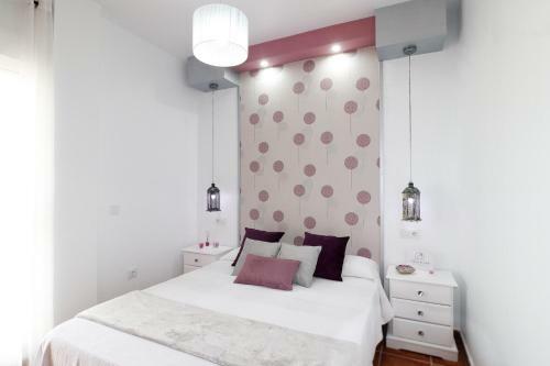 Summerland Apartments Rota