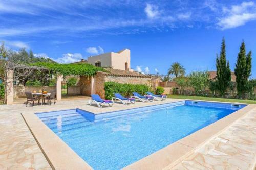 S'horta Villa Sleeps 10 Pool Air Con Wifi