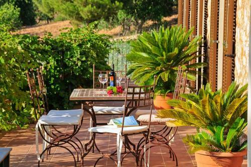S'horta Villa Sleeps 10 Pool Air Con Wifi