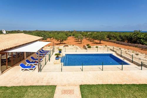 S'horta Villa Sleeps 8 Pool Air Con Wifi