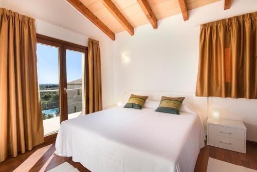 Sa Pobla Villa Sleeps 8 Pool Air Con Wifi